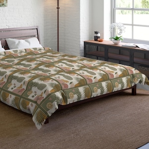 Boho Pineapple and Citrus Patchwork Comforter | Neutral Green Boho Bedding