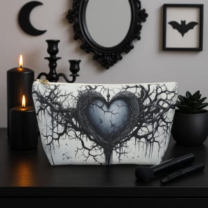 Thorny Hearts Goth Makeup Bag, Cute Cosmetic Bag, Makeup Travel Bag with Zipper, Goth Pencil Pouch, Cosmetic Travel Bag