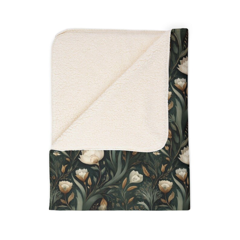 SagesOfThePast William Morris Fleece Blanket - Thumbnail 5