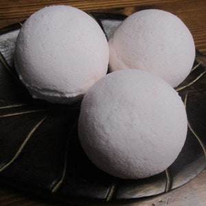 Homemade Bath Bombs Gift for her Scented Bath Bombs Variety of Colors and Scents Bath Bomb Gift image 3