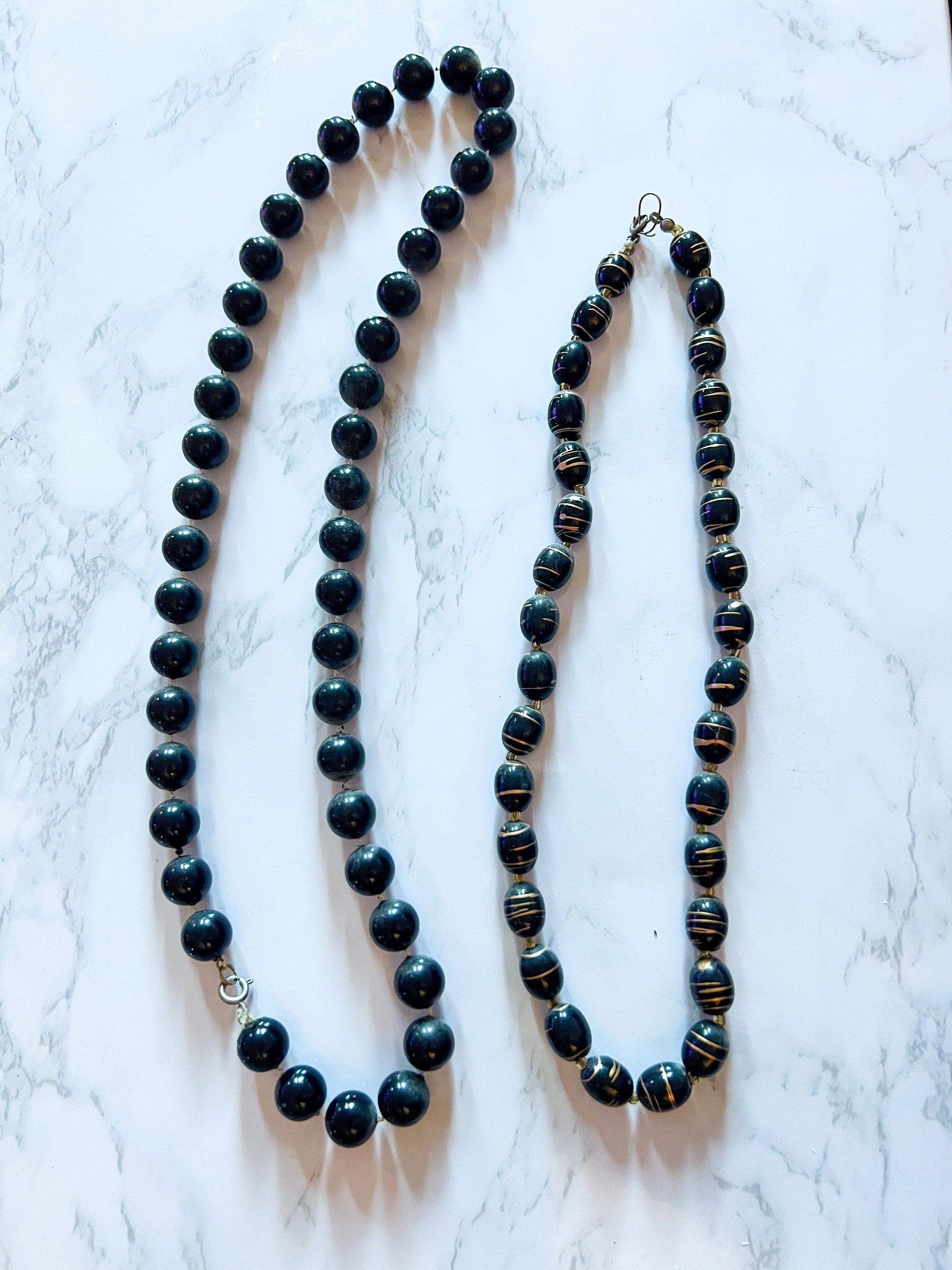 Lot De Perles Noires Anciennes Vintage - Pour Création De Bijoux Ou Collier Rétro, D'occasion