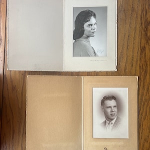 Juego antiguo de 2 Cabinet Card Fotografías Retratos Silver Gelatin Print