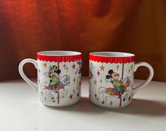 Vintage DisneyLand-carrousel Mickey & Minnie Mouse exclusieve koffiemok set van 2