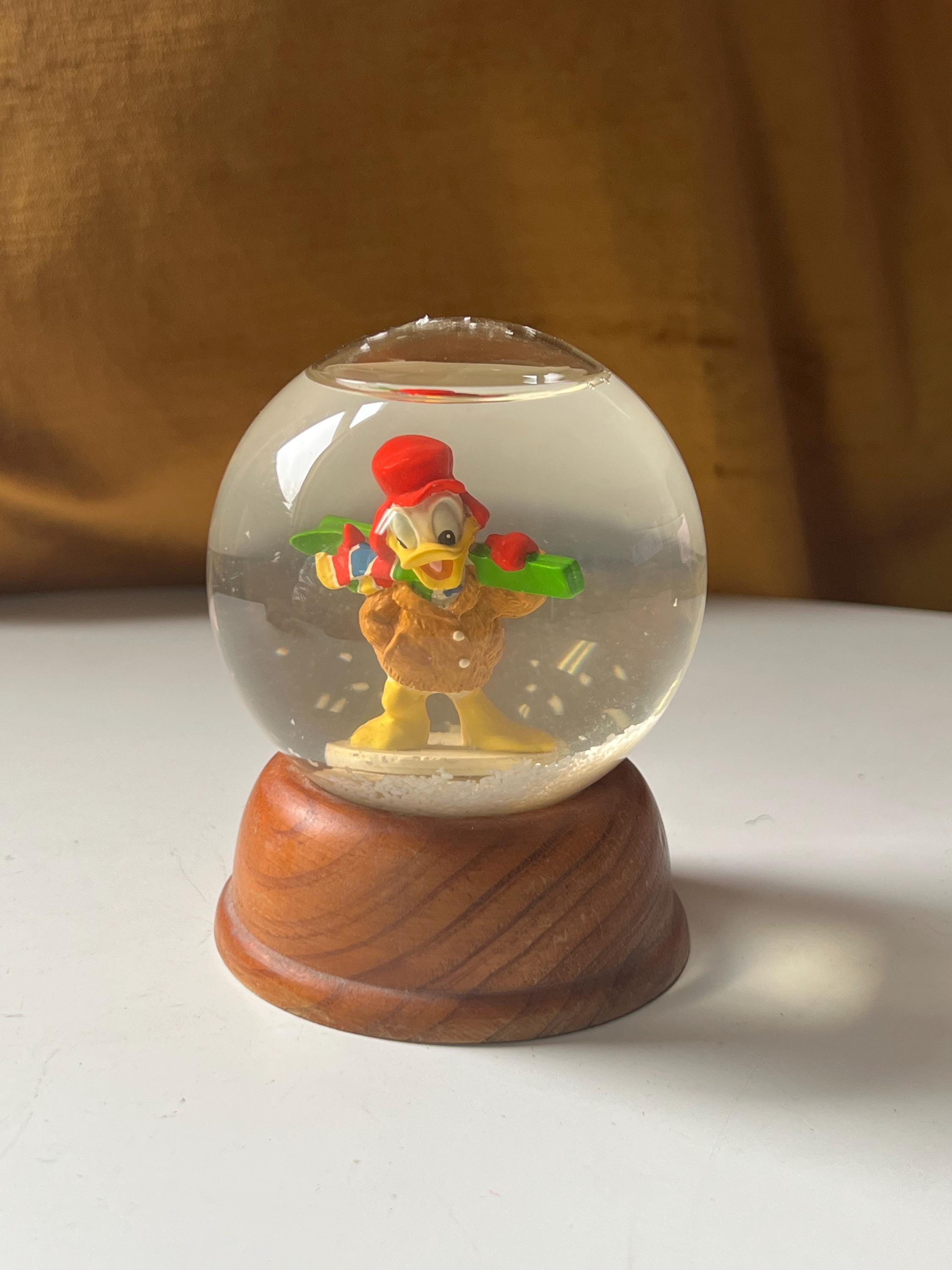 Donald duck snow globe - Etsy 日本