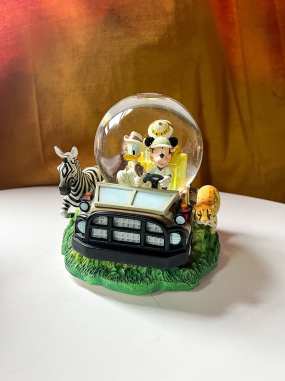 Disneyキャラクターsnow globe Disney Animal Kingdom Safari Jeep Snow Globe Zip-a-dee-doo