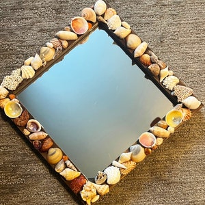 Seashell mirror, Beach decor