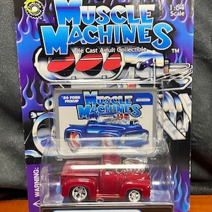 2001 Unopened MUSCLE MACHINES &#39;56 Ford Pickup Die Cast Collectible