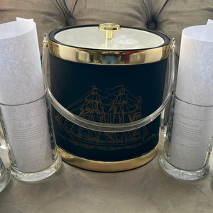 SET of 4 1992 Etched Glass Ship 16 oz Mugs, Columbus Voyage, Pinta, Santa Maria, Nina and Ship ICE BUCKET