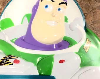 UNOPENED 1999 Toy Story 2 "BUZZ LIGHTYEAR" Super Activity Set