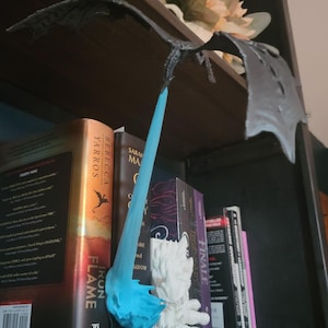 Undead Fire Breathing Dragon Book Nook with book mount, Perfect gift or decoration for BookTok your Friend