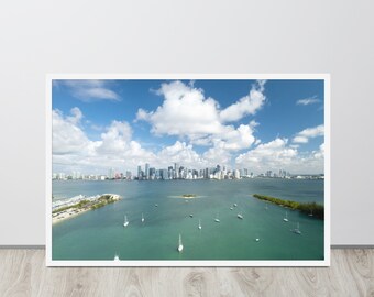 Miami Skyline gerahmtes Poster | Luftbilddrohne Stadtbild Wandkunst | Florida City Decor, Housewarming Geschenk