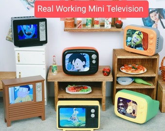 Real Working Miniature Television TV Perfect for Your Dollhouse collection can play movies 1:12