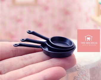 Miniature Cooking Pan: Real Tiny Food, Dollhouse Kitchen