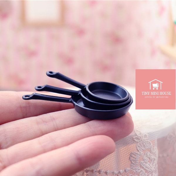Miniature Cooking Real Tiny Cooking Pan For Miniature Food Cooking Or Dollhouse Miniature Kitchen.