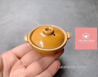Real Miniature Cooking: Mini ceramic pot for cook Tiny food or Dollhouse Kitchen Miniature.