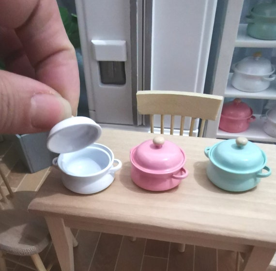 Fornello In Miniatura Per Casa Delle Bambole - Set Cucina Realistico Con Pentole, Accessori Ferro 9,9 Cm - 4