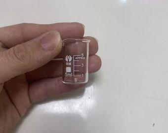 Real Miniature heatproof glass beaker measuring cup for your tiny cooking food