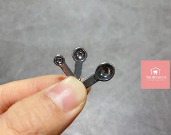 Miniature Measuring Spoon Set: 1/12 Scale Dollhouse Kitchen