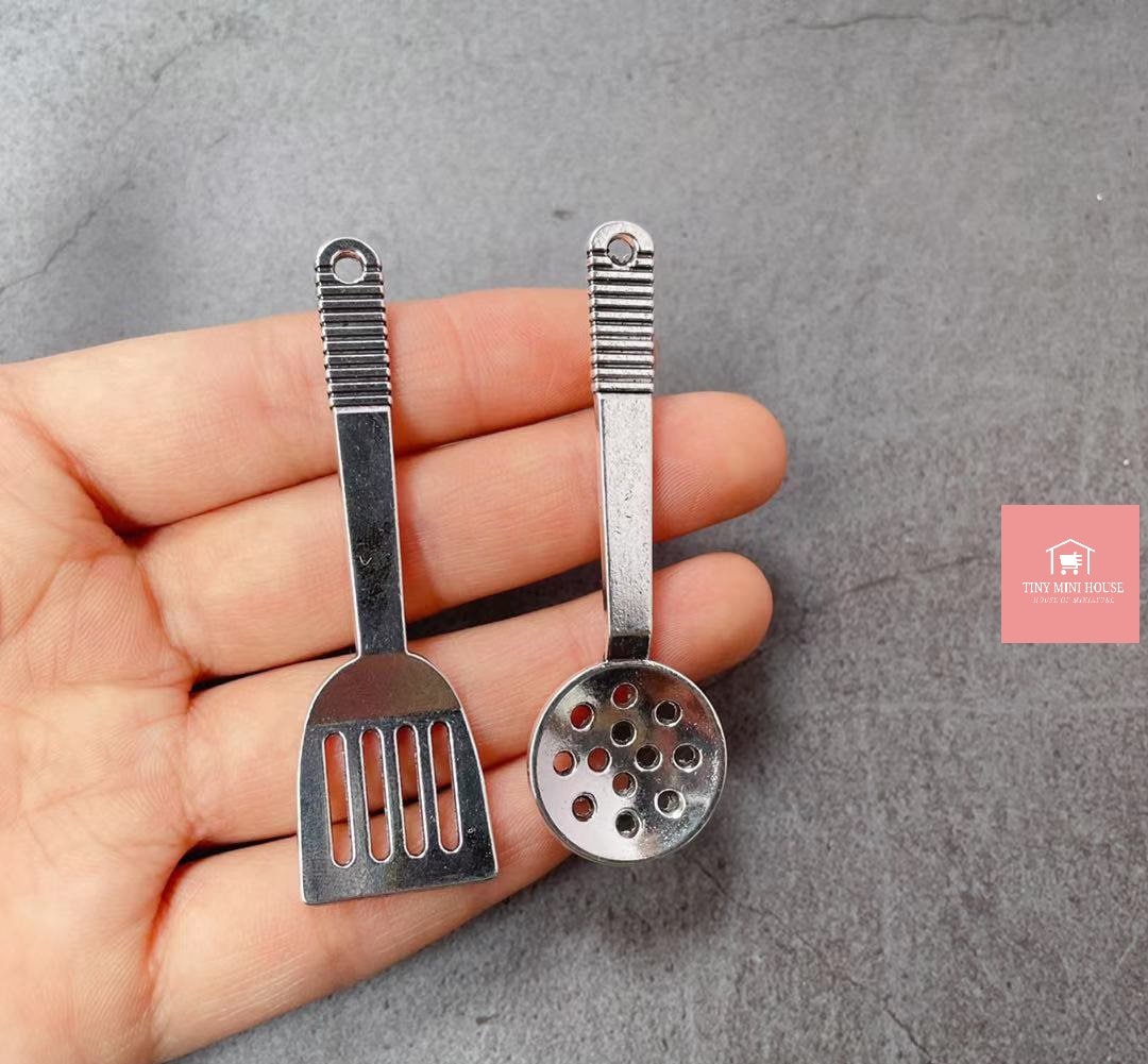 Real Miniature Cooking: Tiny Spatula and Strainer Can Used for Cook Tiny  Food. 