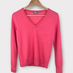 Cashmere Sweater V Neck Sizes Small,  Hot Pink Cashmere Sweater, Woman Cashmere Jumper, fall and winter knit clothing
