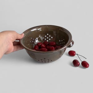 Studio Pottery Ceramic Berry Bowl With Handles, Medium Pottery Ceramic Colander, Minimalistic Ceramic Colander, Rustic kitchen.