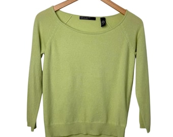 Lord & Taylor Cashmere Sweater, Vibrant Green, Size Small