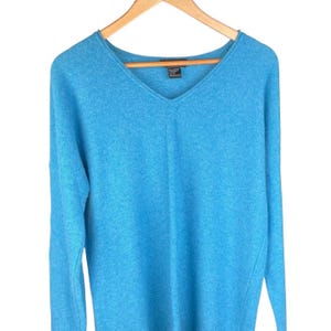 Blue Cashmere Sweater: Women&#39;s V-Neck Jumper, Size Large
