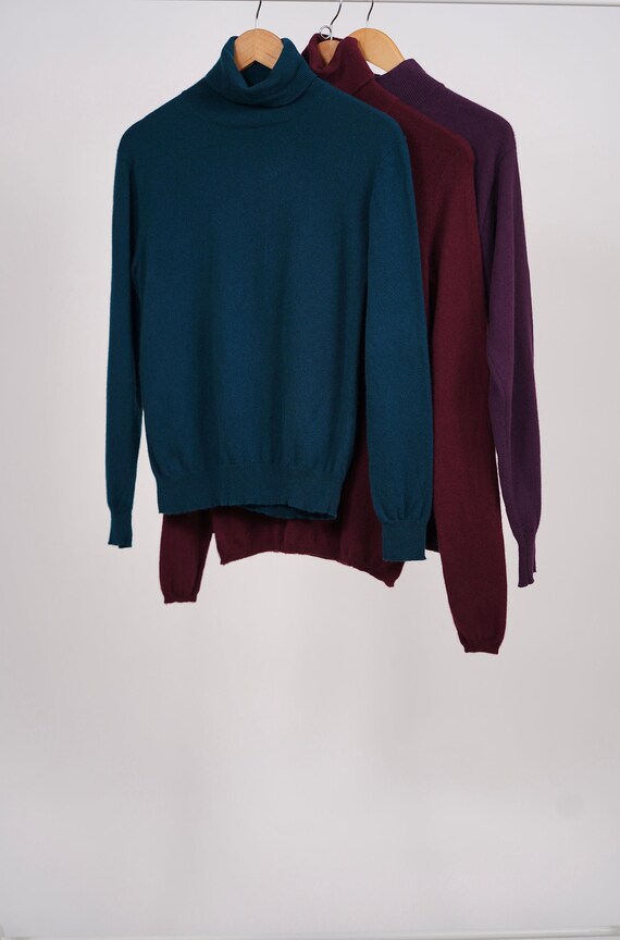 Cashmere long sleeve turtle neck sweater for woma… - image 1