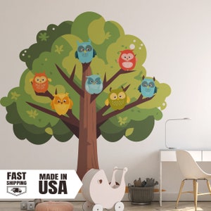 Cartoon Style Tree with Owls Set image 1