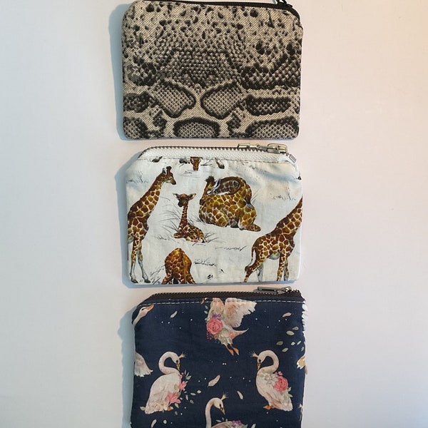 Mini Portemonnee met dierenprint - Kaarthouder - Dierenpatronen - Portemonnees - Muntzakje - Make-up - Unieke Cadeau voor haar - kinderen