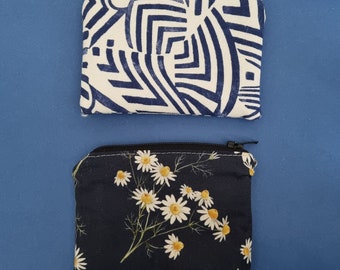 Bolsa de monedas hecha a mano - Mini billetera floral azul - billeteras lindas - flores y rayas - bolso pequeño para mujer - regalos para ella - stock limitado!!