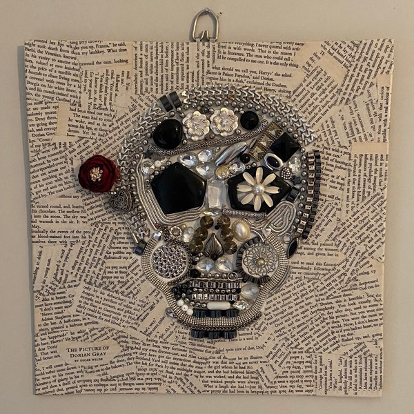 Jewellery Art - The Picture of Dorian Gray - Skull Mosiac