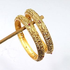 Kemp Stone Gold Bangles: South Indian Temple Jewelry, Party Wear (Set of 2)