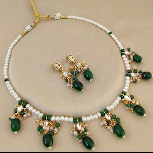 Kundan Schmuck Set: Perlen Tropfen Kette, Indische Ohrringe