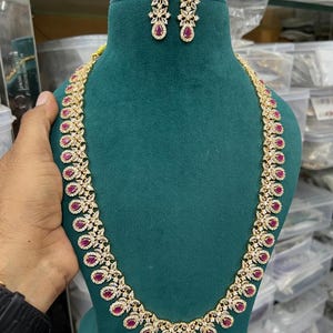 Gold Finish Rubin CZ Diamant Halskette: Indischer Bollywood Schmuck