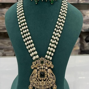 Gold Kundan Necklace: Indian Bridal Jewelry with CZ Diamond & Pearl