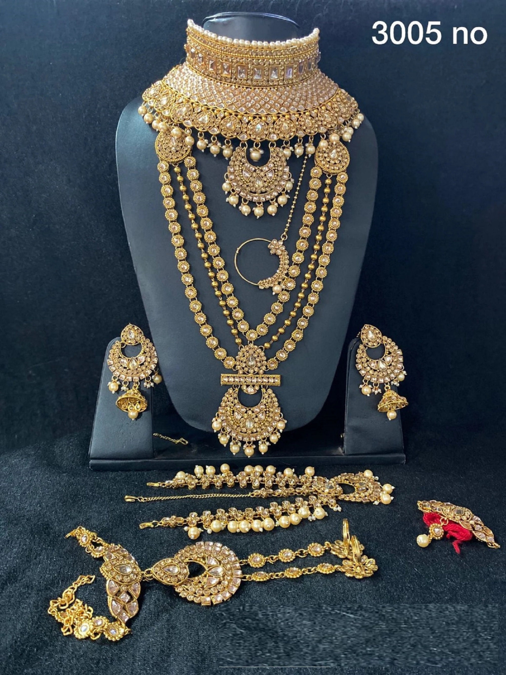 Antique Gold Bridal Set Indian Bridal Jewelry Gold Jhumkas Gold Pearl  Jhumaar Pakistani Jewelry Bollywood Bridal Indian Sabyasachi Jewelry