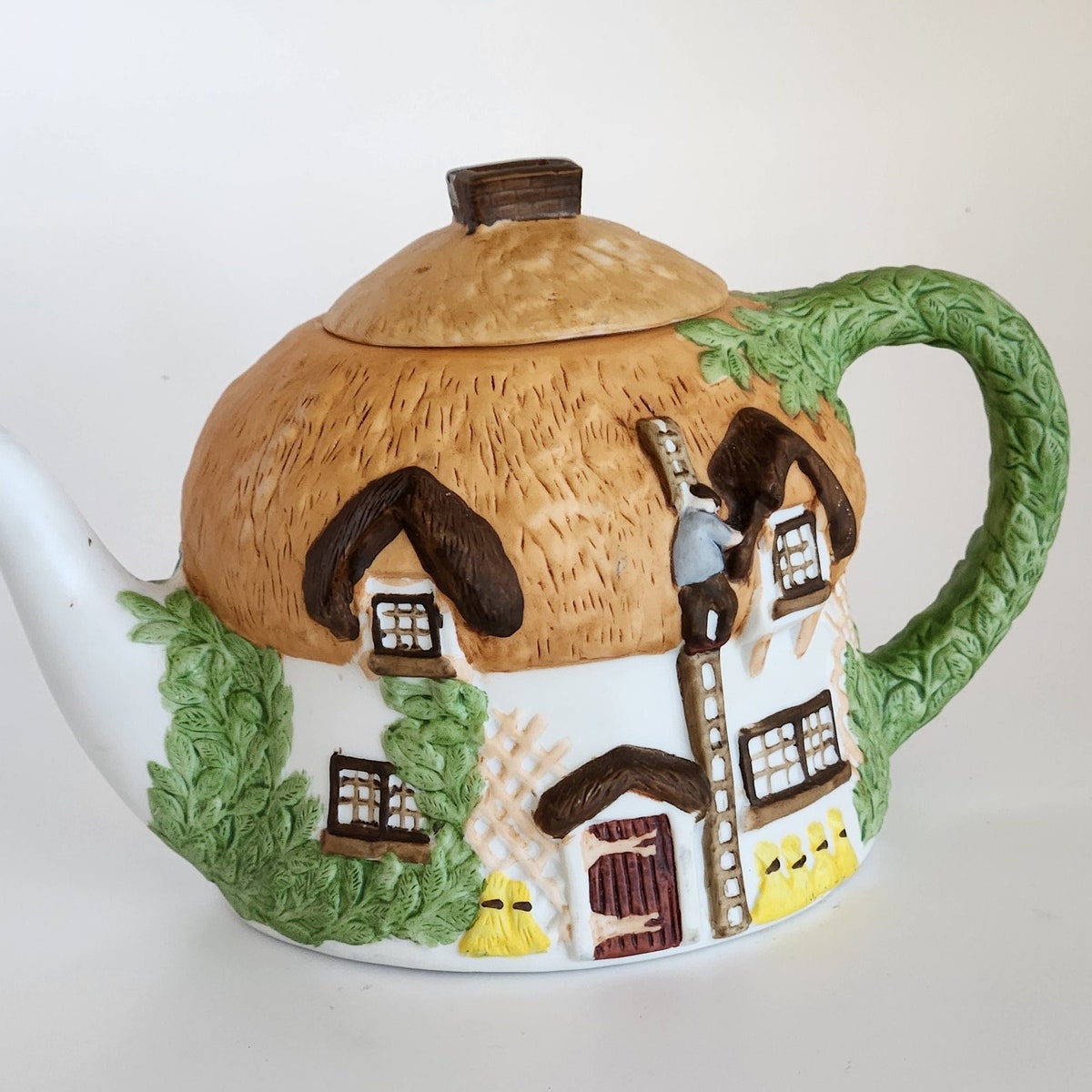 Christopher Wren Cottage Teapot for Staffordshire Tableware England Cottages Series EUC - Etsy