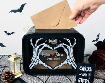 Caja personalizada para tarjetas de boda góticas, portatarjetas de Halloween personalizado, decoración oscura y espeluznante y caja para sobres de regalo para bodas con temática de Halloween.