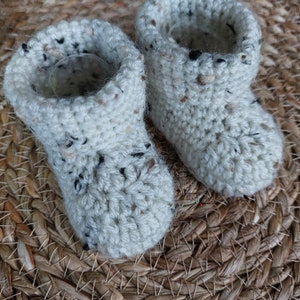 Handgemachte häkeln Baby Booties ideal für eine Babyparty oder Baby Geschenk