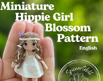 Modèle miniature fleur hippie fille, modèle anglais, modèle miniature au crochet, petit modèle, modèle dijital, mini modèle