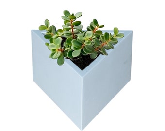 Triangle Flower Pot Silicone Mold BS4: Concrete Planter, DIY Garden Crafts