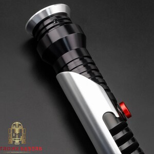 Master Q, Qui-Gon Jinn Neopixel Lightsaber image 6
