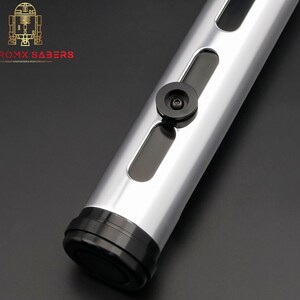 Master Q, Qui-Gon Jinn Neopixel Lightsaber image 7