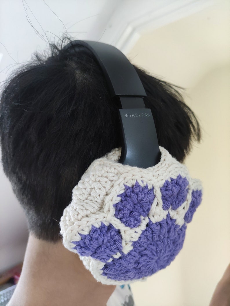 cat dog paws headphone cover airpods max sony xm4/xm5 gift for her earphone cover gift for pet lover crochet pattern gift for him.jpg