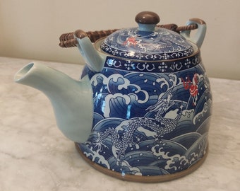 Théière vintage japonaise en céramique 2 tons bleu design dragon coloré