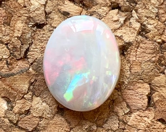 Australian Opal Lightning Ridge Solid Natural/Untreated Gemstone. 1.25ct.