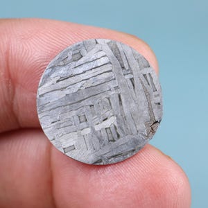 Meteorite dial,Diameter:20mm natural meteorite cut dial, made of real meteorites, space style dial X1481