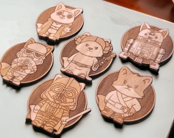 Conjunto de posavasos de madera Star Wars Cats – Regalo de decoración del hogar – Posavasos de bebida geek – Decoración ecológica – Diseño único de madera – Portavasos hecho a mano