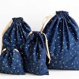 Sac emballage cadeaux en tissu, pochon cadeau Furoshiki réutilisable, nuit d'étoiles or, sac de rangements écologique cadeaux Saint Valentin